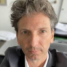 C'est avec joie (et fierté) que je vous annonce que j'ai été reçu au #DSCG  📝.