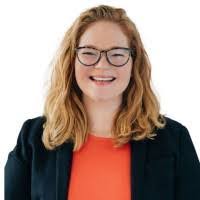 Lucy Bucknell's Instagram, Twitter & Facebook