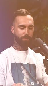 D’autres couples ici sont en affaires ensemble ? Dans de bonnes  circonstances, ça peut être une formule vraiment intéressante. Voici ce que  Patrice Ménard et Sanaa Benzakour de PMML avaient à dire à ...