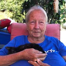 Susan Littlejohn's Instagram, Twitter & Facebook