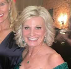 Convenient hotels near stores and restaurants?