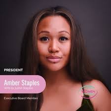 Alexis Crowder's Instagram, Twitter & Facebook