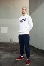 В начале сентября суд продлил срок ареста хованского до 8 октября. Oxxxymiron Stal Licom Reebok Classic Vnezapno Gq Russia