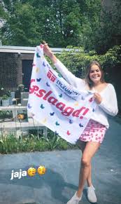 ► familia real española‎ (17 págs.) en otros idiomas. La Condesa Eloise Se Defiende De Los Haters Cotilleando El Mejor Foro De Cotilleos Sobre La Realeza Y Los Famosos Felipe Y Letizia