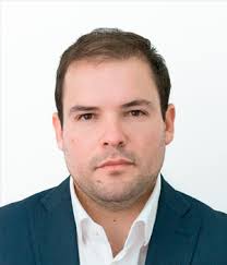 Rui carlos pinho da vitória (portuguese pronunciation: Dr Rui Tavares Alves Henriques Ademar Baptista E Associados