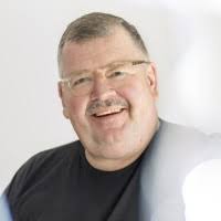 100+ Profile mit dem Suchbegriff „Elmer“