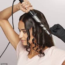 4.5 out of 5 stars 317. Beauty Lovers Swear By This 20 Curling Wand For Curls That Last Daily Mail Online