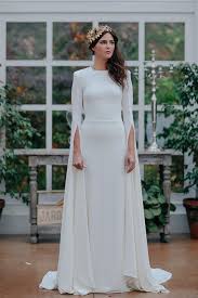 Contemporary Elegance From The Oh Que Luna 2016 Collection Onefabday Com Ireland Cape Wedding Dress Wedding Dress Sleeves Wedding Dress Long Sleeve