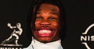 I feel bad for a dozen of em and some milk ain't that right Cody Benton or  chocolate milk in Hp Hiers case