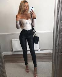 Na Dannom Izobrazhenii Mozhet Nahoditsya 1 Chelovek Stoit Obuv I V Pomeshenii Night Out Outfit Clubwear Girls Night Out Outfits Night Out Outfit
