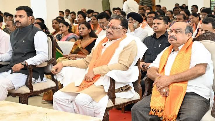Cg News:मुख्यमंत्री साय बोले- 'मन की बात' में बार-बार छत्तीसगढ़ का उल्लेख प्रदेशवासियों के लिए गौरव की बात - Cm Sai Said That Repeated Mention Of Chhattisgarh In 'mann Ki ...