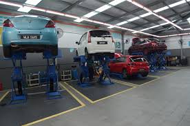 Aku seperti melayang kelangit ke tujuh merasakan nikmatnya hisapan mereka. Lebih Cawangan Petronas Auto Expert Untuk Servis Kenderaan Anda Motoqar