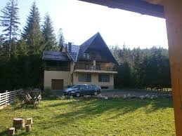 Pensiunea Vis De Munte Manastirea Humorului House Styles House Home