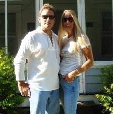Was born 30 august 1968, is female, registered as florida democratic party, residing at 4485 brandon dr, delray beach, florida 33445. Shannon Krolikowski Phone Number Address Public Records Radaris