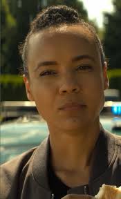 You can't help but be in awe of Jack Reacher's muscular and striking  presence