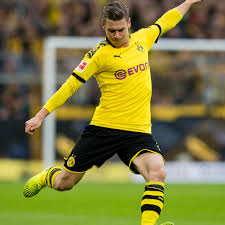 Lukasz piszczek to be matchday decision against lazio. Borussia Dortmund On Twitter Otd Lukasz Piszczek Played In His 300th Bundesliga Match Only 9 Non German Players Have Appeared More Than Piszczu Https T Co 212mh8a91a