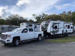 The carrier attaches to the motorhome using two receivers for strength and stability. Weight Distribution Recommendation For Towing A Grand Design Momentum 28g Toy Hauler Etrailer Com