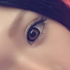 二重の作り方 100均は粘着力が高いので是非使ってみてください ポイントは引っ張りながら貼る事と食いこませると言う事です 私のように目が重たい人はつけまつげをつけた後まつげを上げた後の方が二重にしやすいと思います つけまつげ アジア女性のアイメイク まつげ