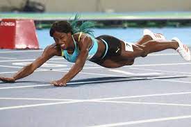 She was the 400 metres olympic champion in 2016 and was the 200 m gold medallist at the 2018 commonwealth games. Shaunae Miller Uibo S Story Behind The Picture Series World Athletics