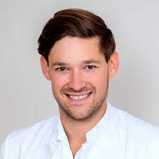 OA Dr. Daniel Koller, FEBU