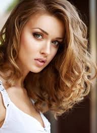 Short curly hair can be both a blessing and a curse. Haircuts For Thin Wavy Hair Indian Thin Wavy Hair Hairstyles For Thin Hair Hair Styles
