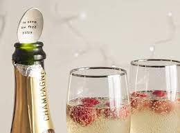 How To Keep Champagne Bubbly (Hint: A Spoon Doesn't Work) « Food Hacks ::  Wonderhowto