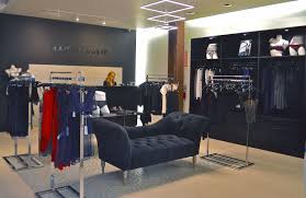 Prekyba paštu ir internetinės parduotuvės, pirkiniai, baldų parduotuvės. Is Maison Jolie The Sexiest Lingerie Shop In Houston Houstonia Magazine