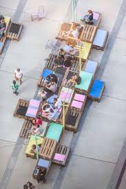 Sommer Am U 2015 Veranstaltungsarchitektur Inszenierung Prinztrager Rauminszenierung Und Design Public Space Design Public Space Street Furniture