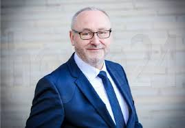 Motivierte mitarbeiter mit den lösungen von cadooz: Hoyte24 Nachrichtenportal Fur Hoyerswerda Neuer Lmbv Chef Bernd Sablotny Tritt Sein Amt An