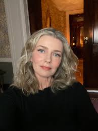 Paulina porizkova was born on april 9, 1965 in prostejov, czechoslovakia as pavlina porizkova. Paulina Porizkova On Twitter Here S A Challenge Proudly Look Your Age Proudtolookmyage