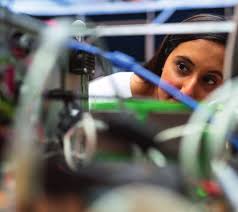 以新一代全面就业政策应对新冠肺炎危机， 促进包容性和可持续发展