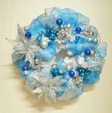 I am here to share with you a step by step. Frozen Mesh Wreath Pumpkin Hnpaperenchantments