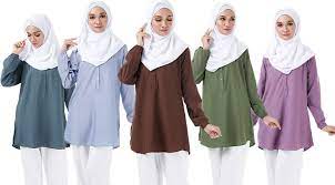Ada yang masih mengikut gaya zaman dahulu untuk dijadi fesyen terkini dan membuat sedikit perubahan yang menunjukkan gaya kemodenan zaman sekarang. Fesyen Blouse Muslimah Yang Terkini Modern Selesa Dipakai Model Pakaian Modern Dada