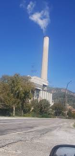 210 mw güce sahip üç üniteden oluşur. Kemerkoy Termik Santrali Acu Grup