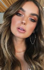 10 Winter Makeup Looks To Copy This Year Society19 Uk Prom Makeup Looks Simple Everyday Makeup Glowing Makeup