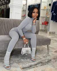 The taller candidate usually wins. Jayda Wayda On Twitter Matte Grey