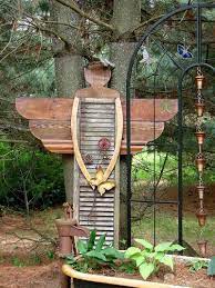 Diy Garden Angel Made From Old Shutters Absolutely Love This Idea It Looks Easy To Make Upcycle Garden Diy Garden Projects Garden Projects