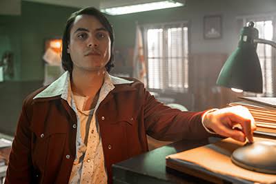 SciFi Vision - Exclusive Video Interview: Dark Winds' Kiowa Gordon on Jim  Chee's Physicality in Season 2, Working with Jeri Ryan, & More