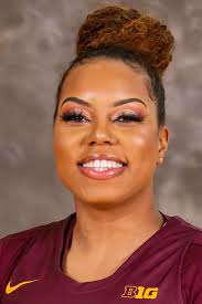 Gophers Head to Northwestern for First Road Contest