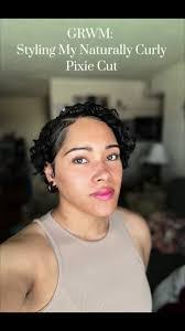 Barbara Borelli's Instagram, Twitter & Facebook