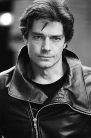 ✿ڿڰۣ(̆̃̃ღMM