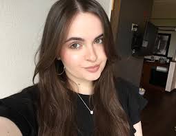 Janelle Adrienne (@janelle.adrienne) • Instagram photos and videos