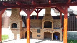 Pizza, cozonac, paine si cele mai bune produse de patisserie, ! Gratar De Gradina Rustic Multifunctional Construit Langa Targu Mures Gratarul Este Compus Din Cuptor De Paine Doua Mese De Gazebo Outdoor Structures Outdoor