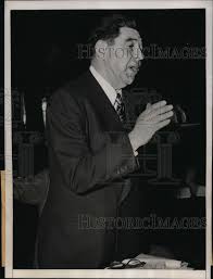 1946 Press Photo Lazarus Joseph addresses the Joint Legislative Committee.