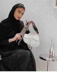 1.0.1 نظر شوهر درباره نوع پوشش و حجاب زن 1.0.2 حكم نگاه به زنان بي حجاب مطابق نظر10 مرجع بنابراین، باید بدقت و با نهایت کنجکاوی و بدون اغماض، مسائل ارزشی را رعایت. Ø¹Ø¨Ø§ÙŠØ§Øª Ø´Ø¨Ø§Ø¨ÙŠØ© Ù…Ù† ÙŠØ§Ø±Ø§ Ø§Ù„Ù†Ù…Ù„Ø© Ù„Ø¥Ø·Ù„Ø§Ù„Ø© Ø£ØµØºØ± Ø³Ù† Ø§ Ù…Ø¬Ù„Ø© Ø³ÙŠØ¯ØªÙŠ