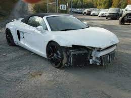 Salvage 2015 Audi R8 Convertible For Sale Ny 907a Title Audi R8 Convertible German Cars Car Detailing