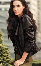 Ann Taylor She Looks Like A Young Demi Moore Demi Moore Demi Beautiful Actresses