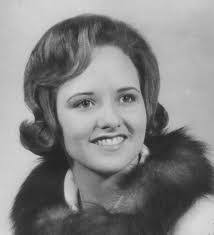 Victoria Epps's Instagram, Twitter & Facebook