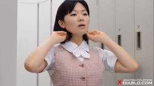 オリジナル】矮小エッチ ！ 「更衣室編」・上 - 同人誌 - エロ漫画 momon:GA（モモンガッ!!）