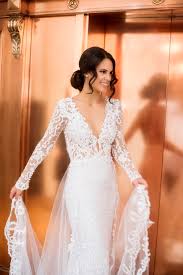 Buy the best boho lace wedding dresses and long sleeve wedding dresses at tulipbridal.com. Lia And Joe Real Wa Weddings Fraser S Restaurant Kings Park